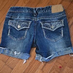 Amethyst Womens Shorts Size 3